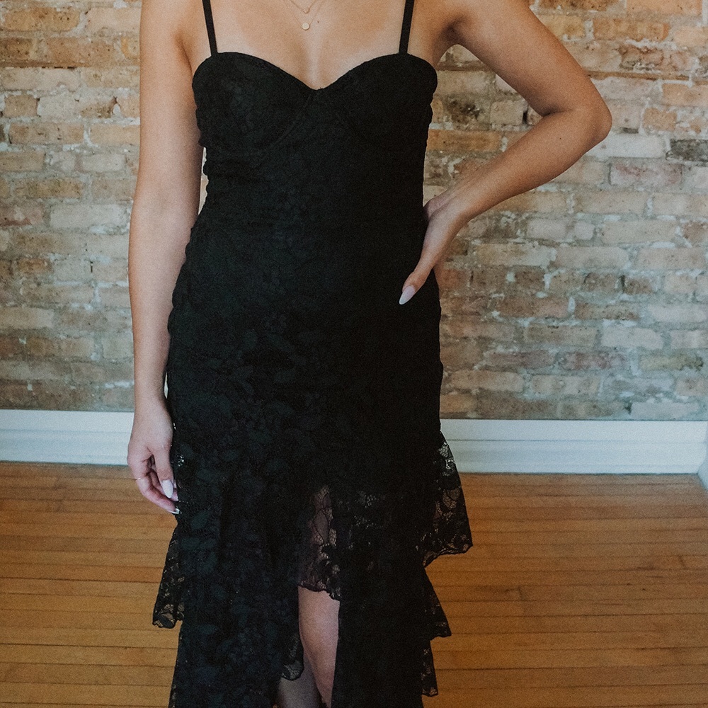 Lace and Ruffle Maxi Dress - Picture 5 of 7